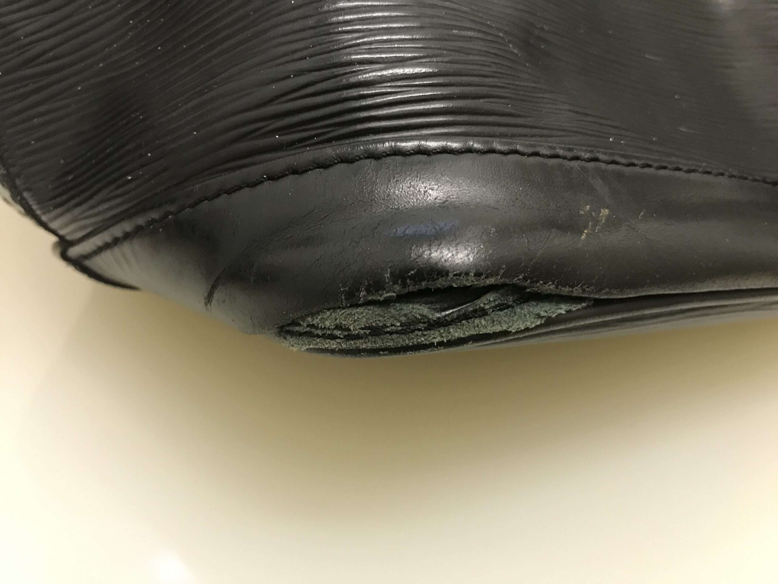 Noé Epi Boden kürzen & Ecken neu