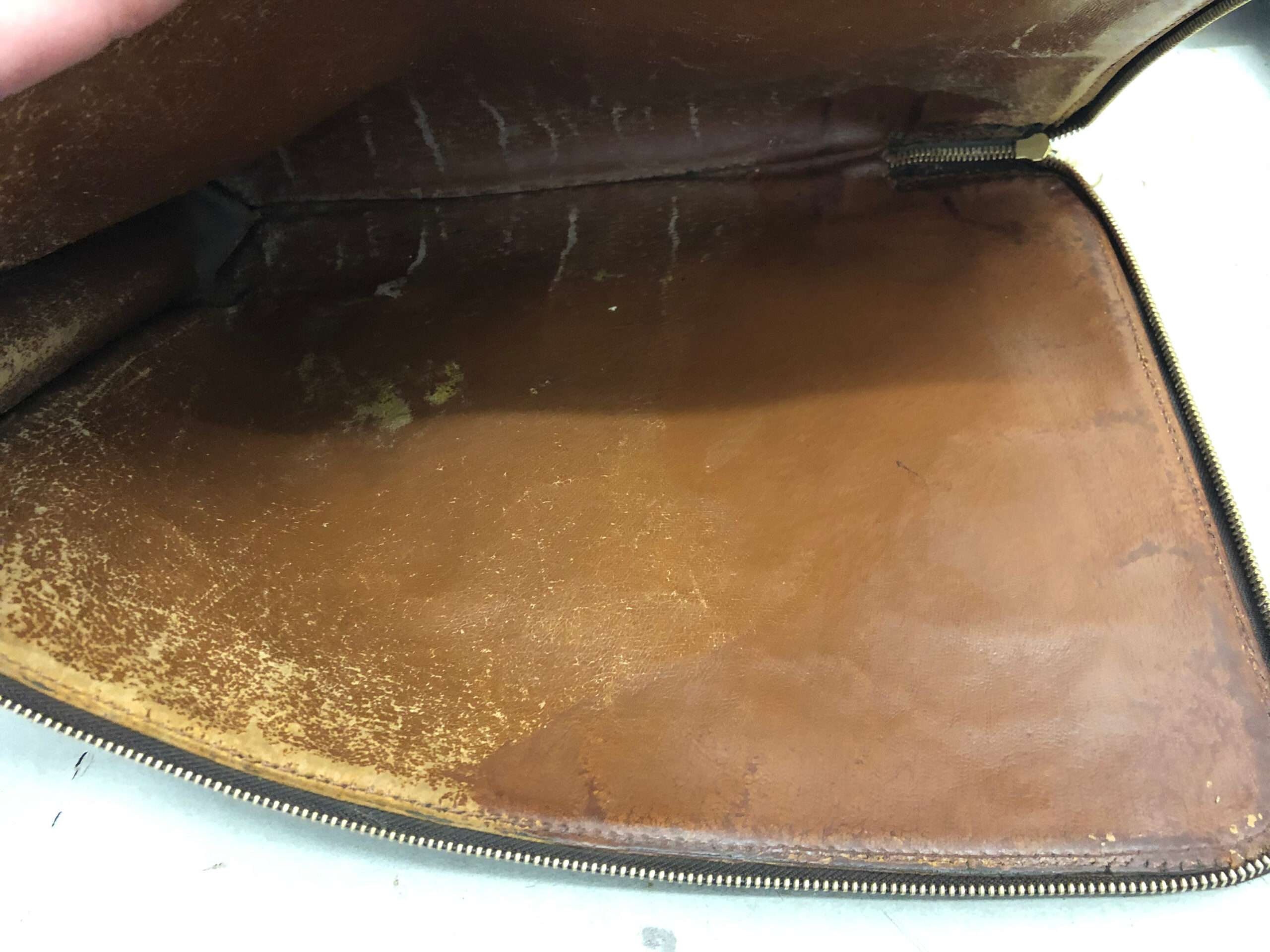 P. Document 39 Restaurierung 