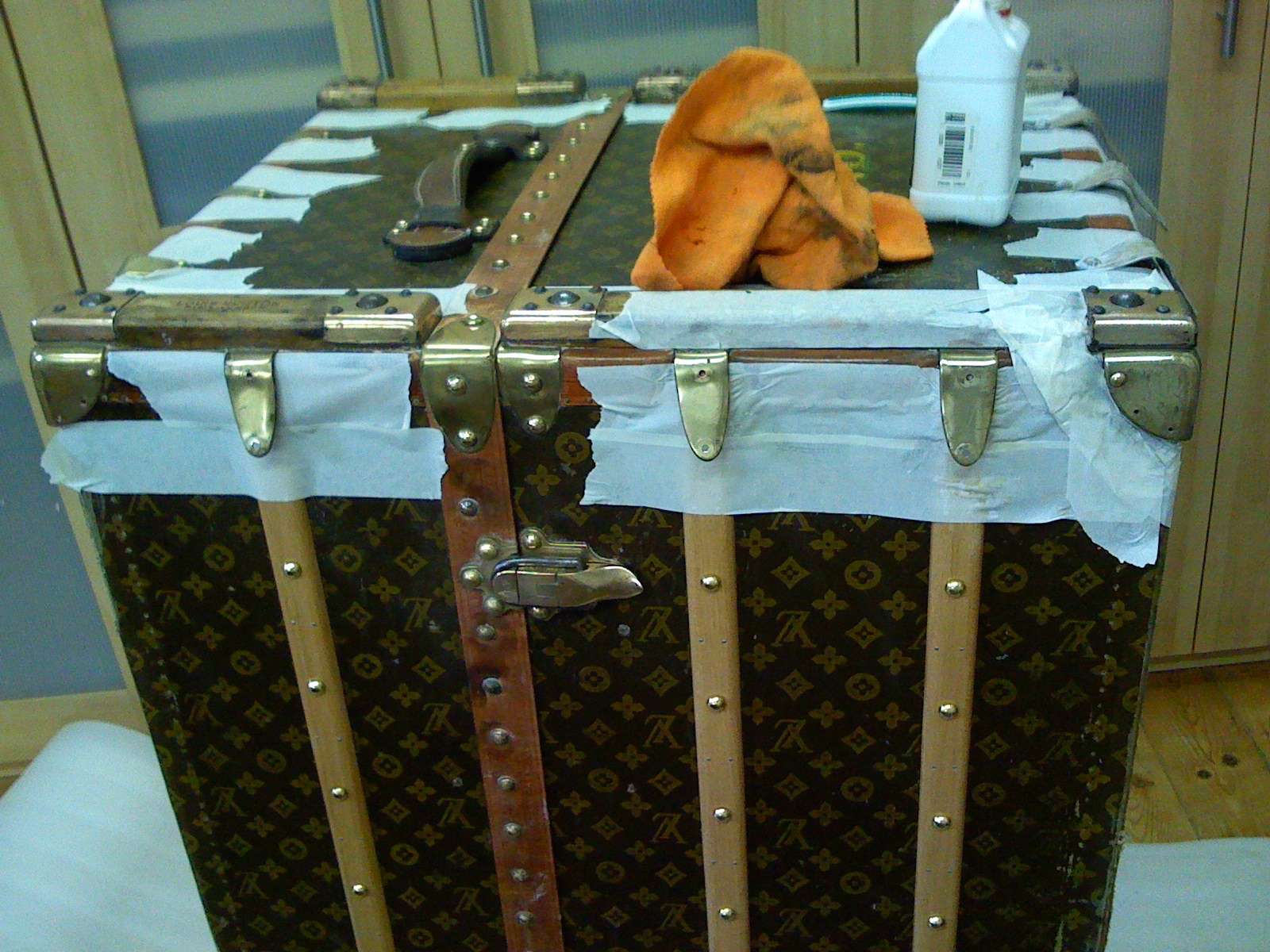 Jedes einzelne Stück handpoliert