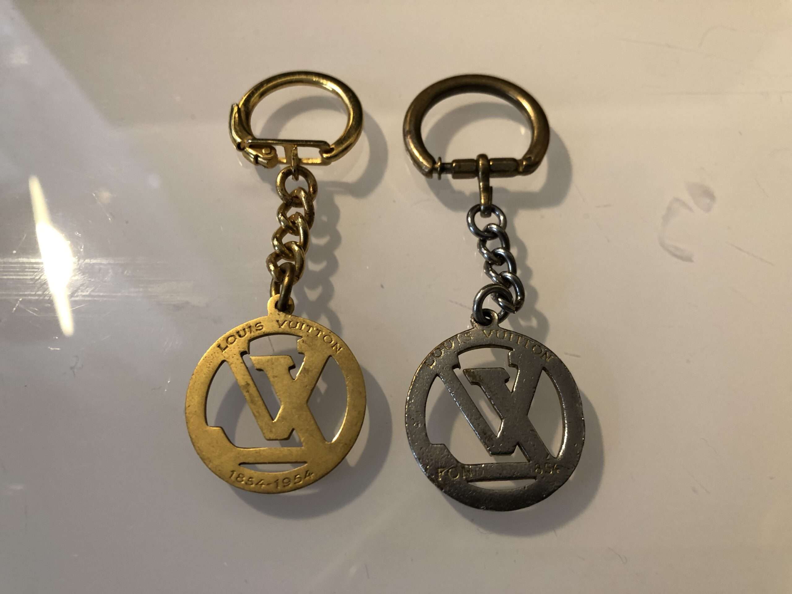 Anhänger von 1954 und 1960