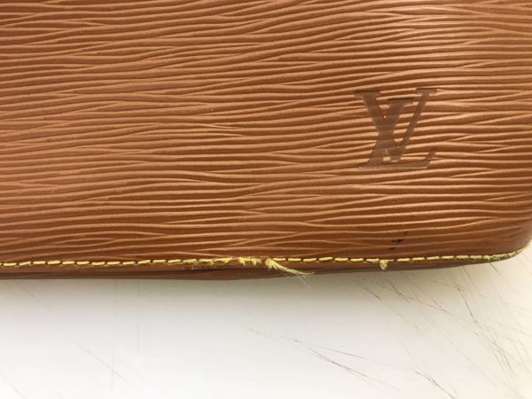 oLiVers-repairs-LV-nachnähen